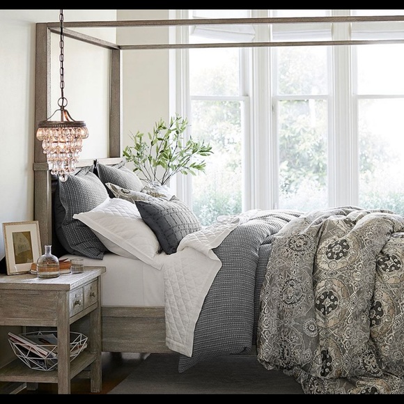 Pottery Barn Other - King/Cal King Pottery Barn Jacquelyn Medallion Organic Sateen Duvet Cover